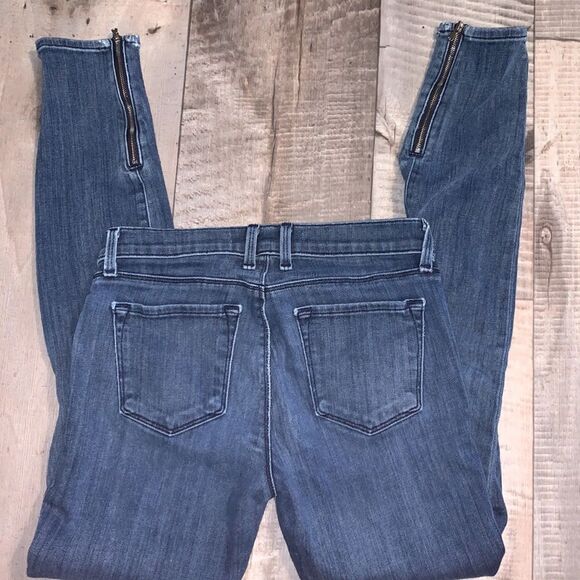 J BRAND Zipper Jeans- size 25‎ - Picture 2 of 16